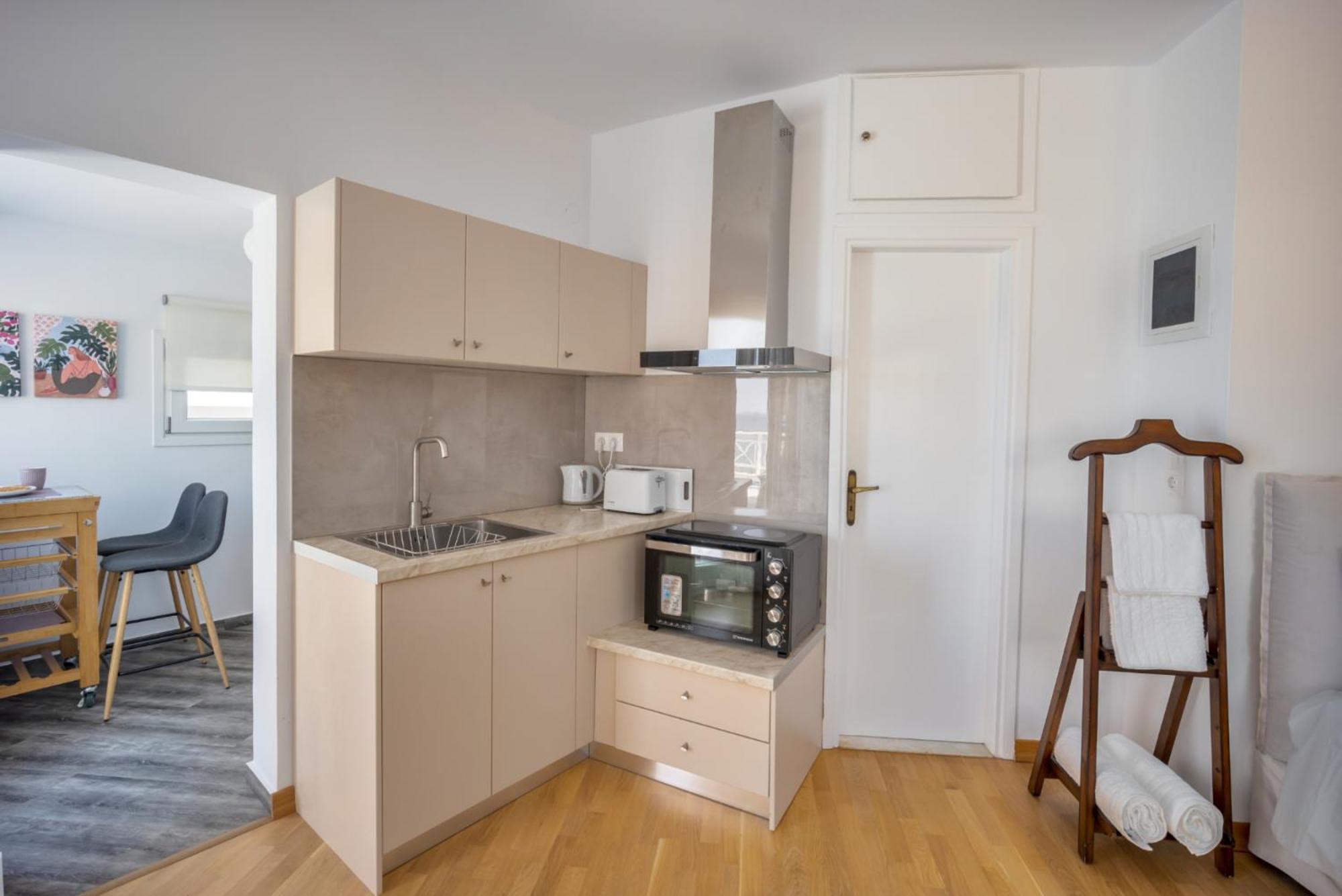 Chic, Downtown, Penthouse W Sundeck And Seaview Apartment Heraklion  ภายนอก รูปภาพ