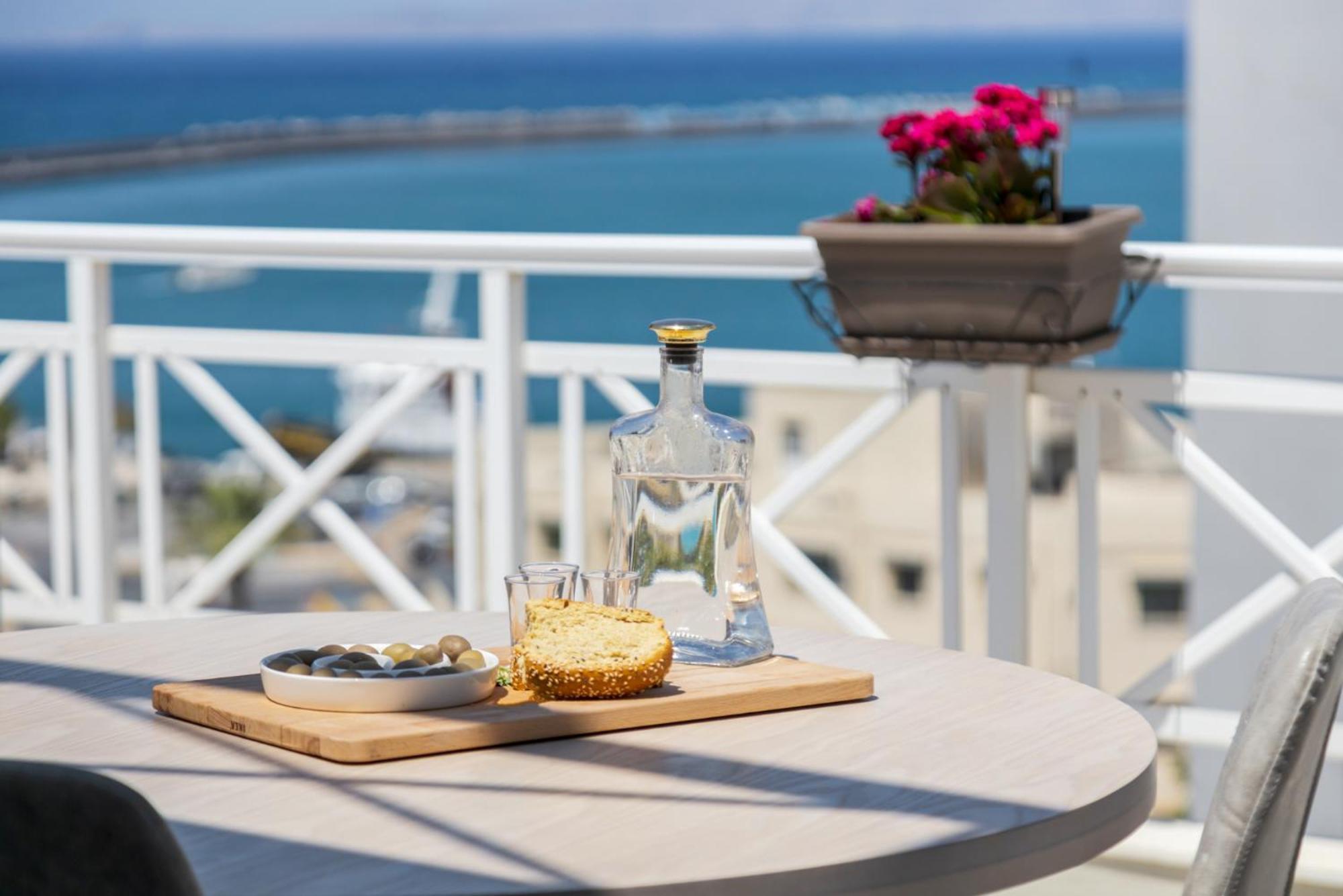 Chic, Downtown, Penthouse W Sundeck And Seaview Apartment Heraklion  ภายนอก รูปภาพ