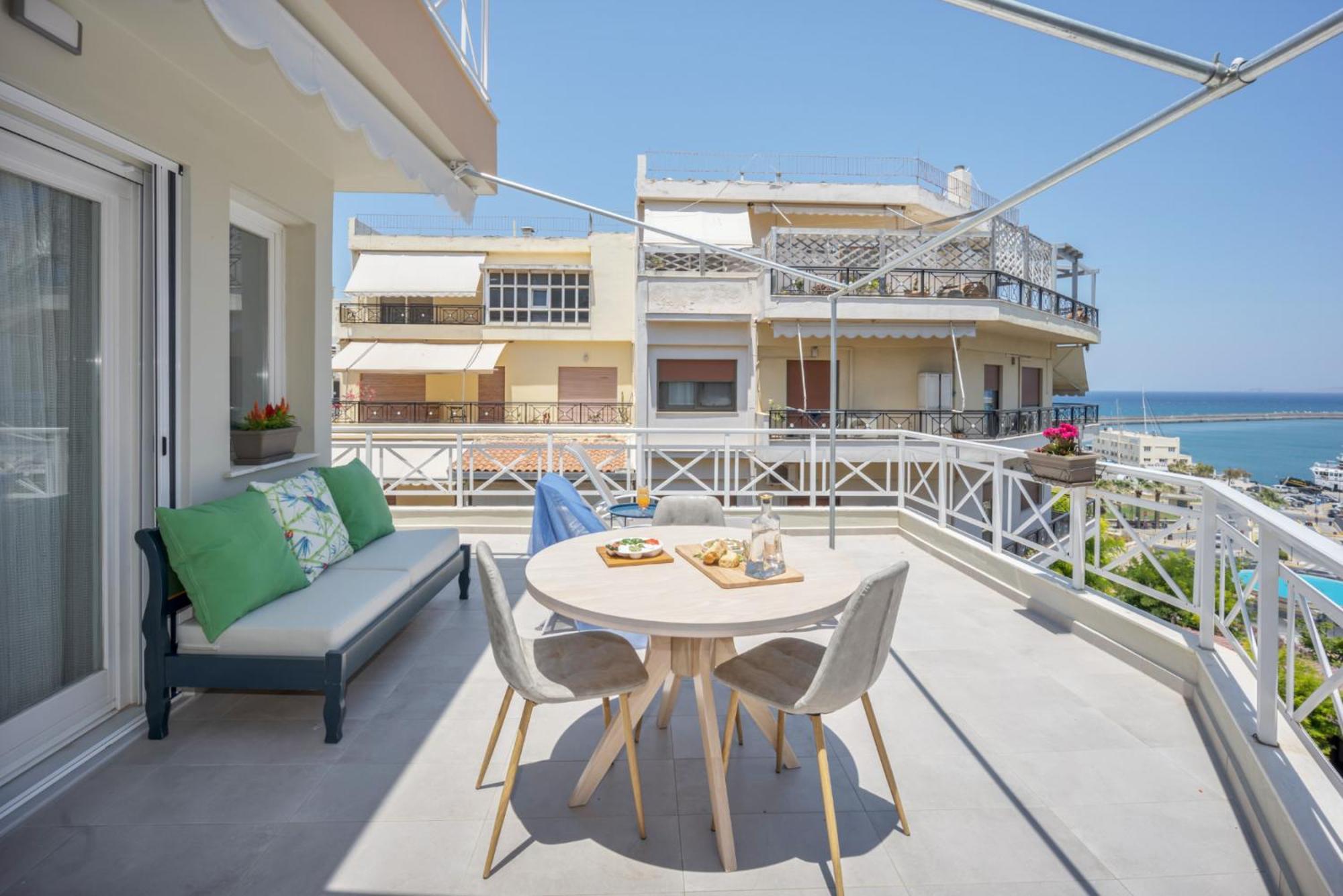 Chic, Downtown, Penthouse W Sundeck And Seaview Apartment Heraklion  ภายนอก รูปภาพ